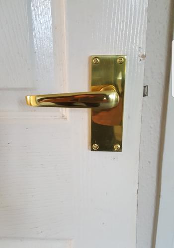 faulty-internal-door-after
